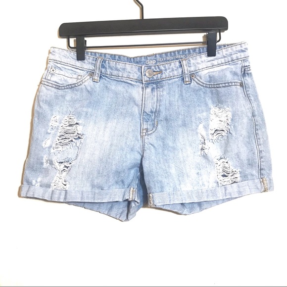 GAP Pants - GAP Sexy Boyfriend Distressed light wash Short